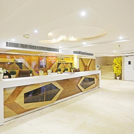 Hotel Aman Imperial Just A Minute Away From New Delhi Railway Station And Connaught Place Bagian luar foto