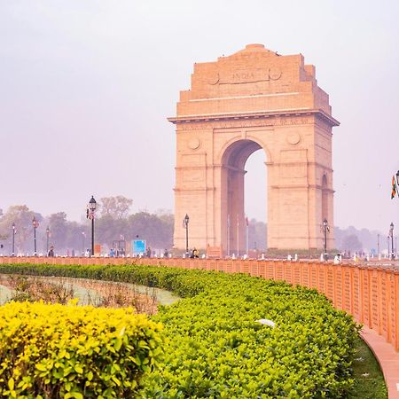 Hotel Aman Imperial Just A Minute Away From New Delhi Railway Station And Connaught Place Bagian luar foto