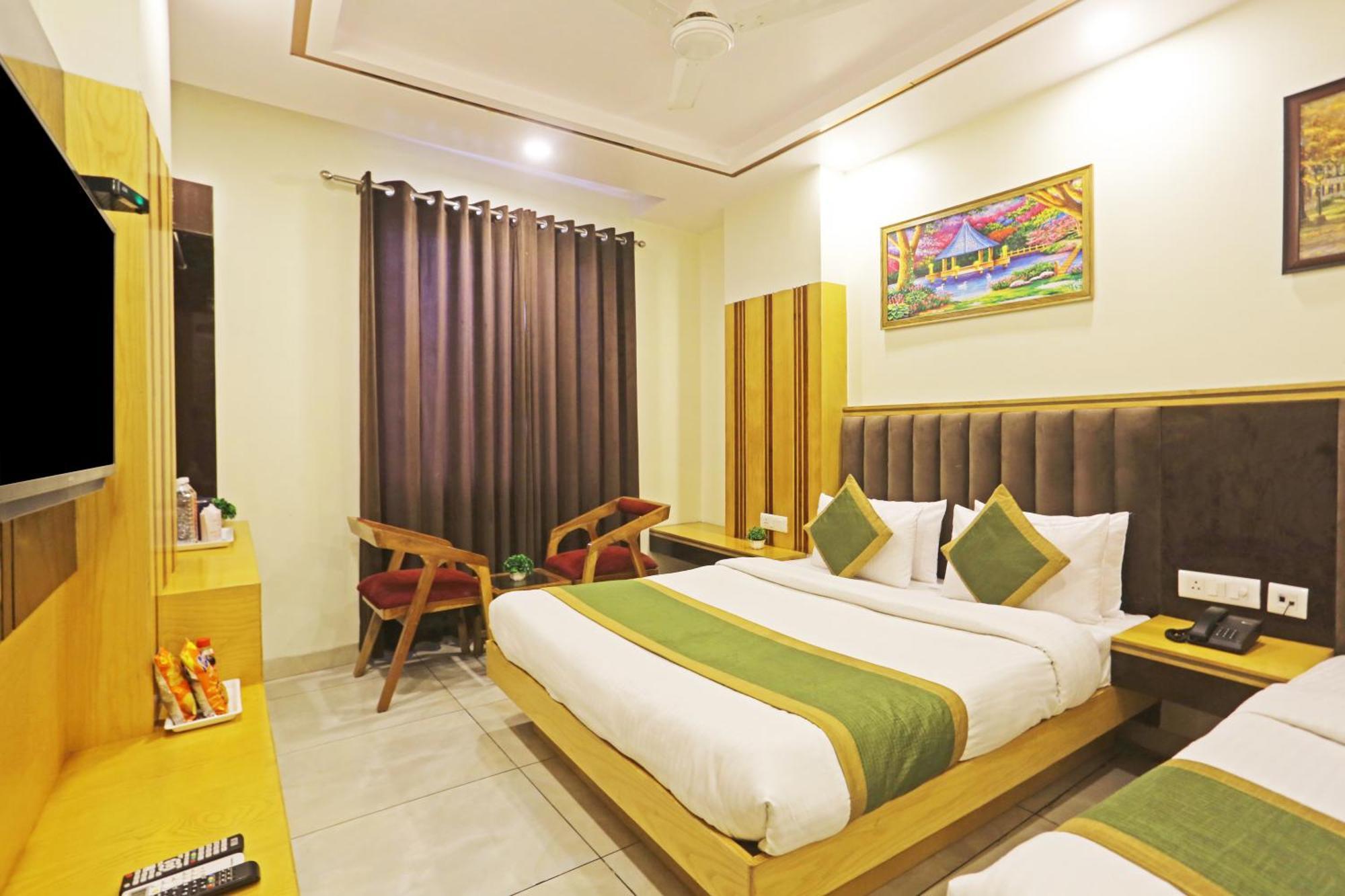 Hotel Aman Imperial Just A Minute Away From New Delhi Railway Station And Connaught Place Bagian luar foto