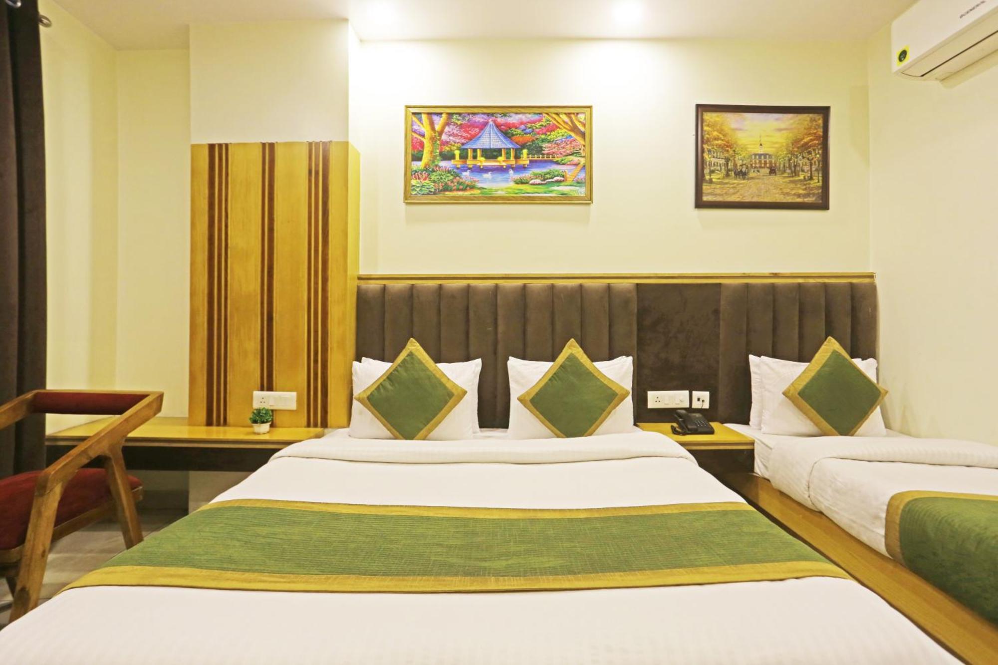 Hotel Aman Imperial Just A Minute Away From New Delhi Railway Station And Connaught Place Bagian luar foto