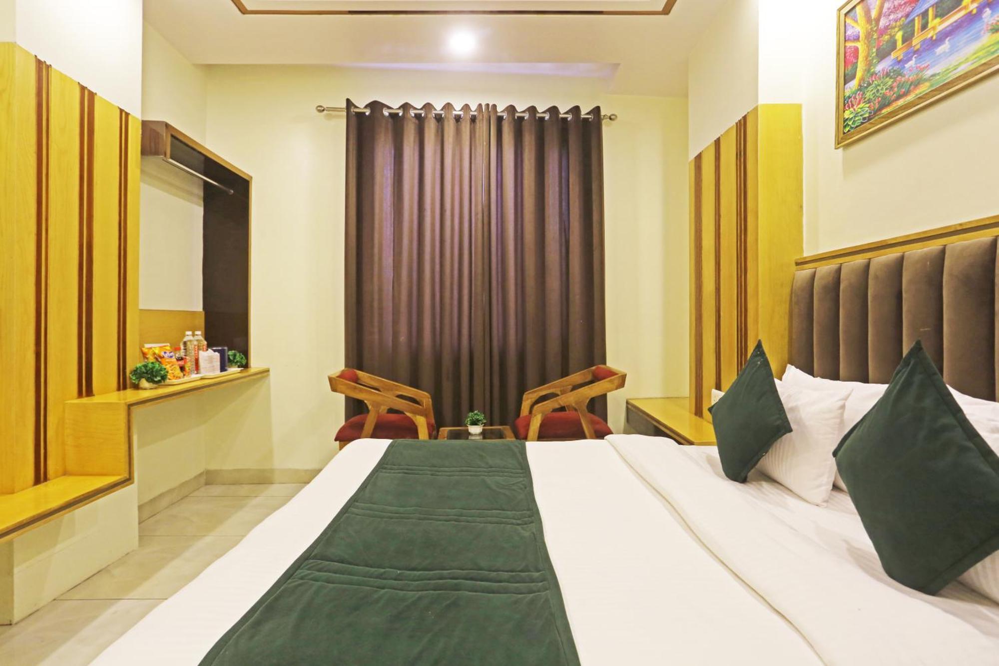 Hotel Aman Imperial Just A Minute Away From New Delhi Railway Station And Connaught Place Bagian luar foto