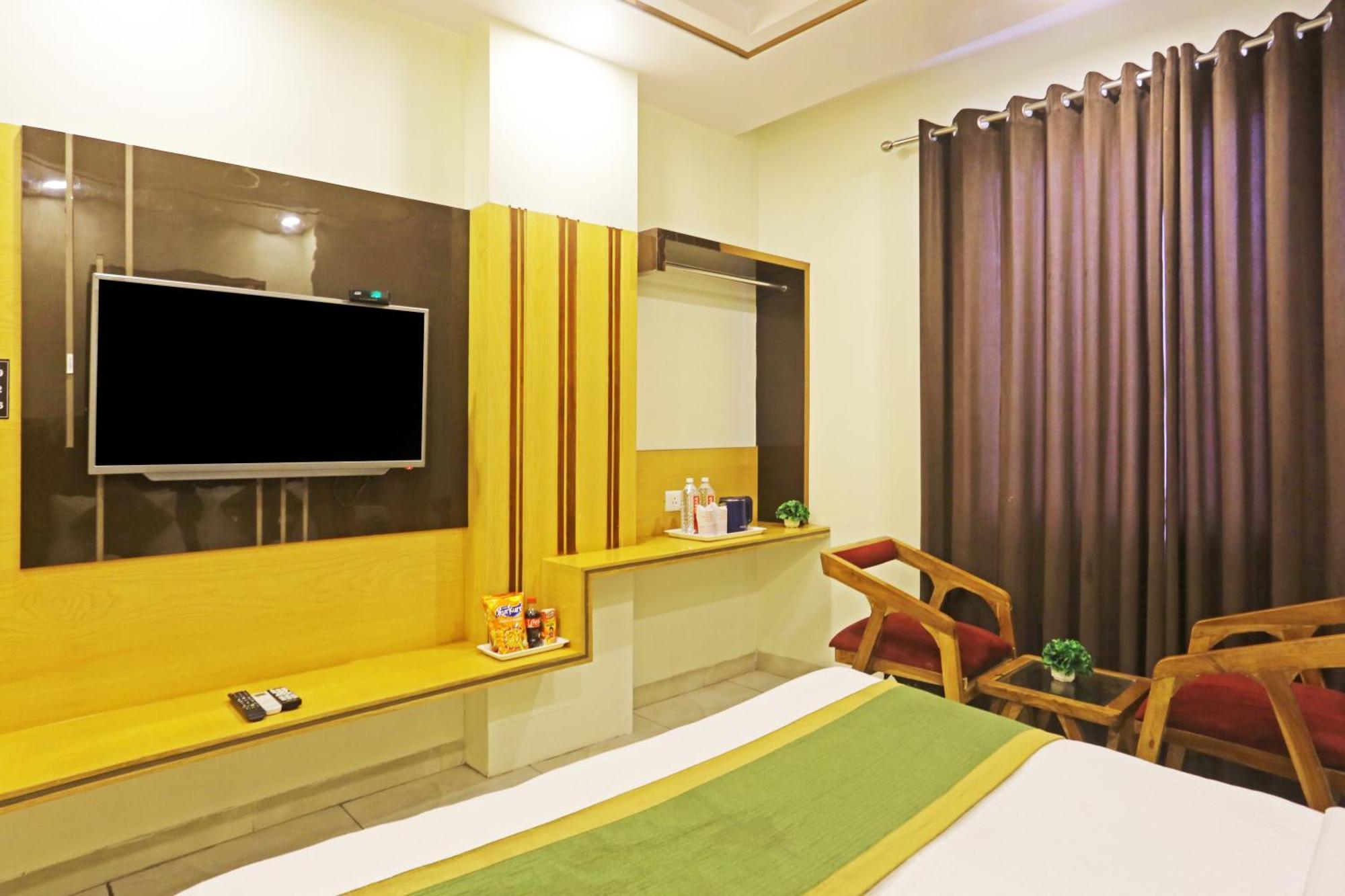 Hotel Aman Imperial Just A Minute Away From New Delhi Railway Station And Connaught Place Bagian luar foto