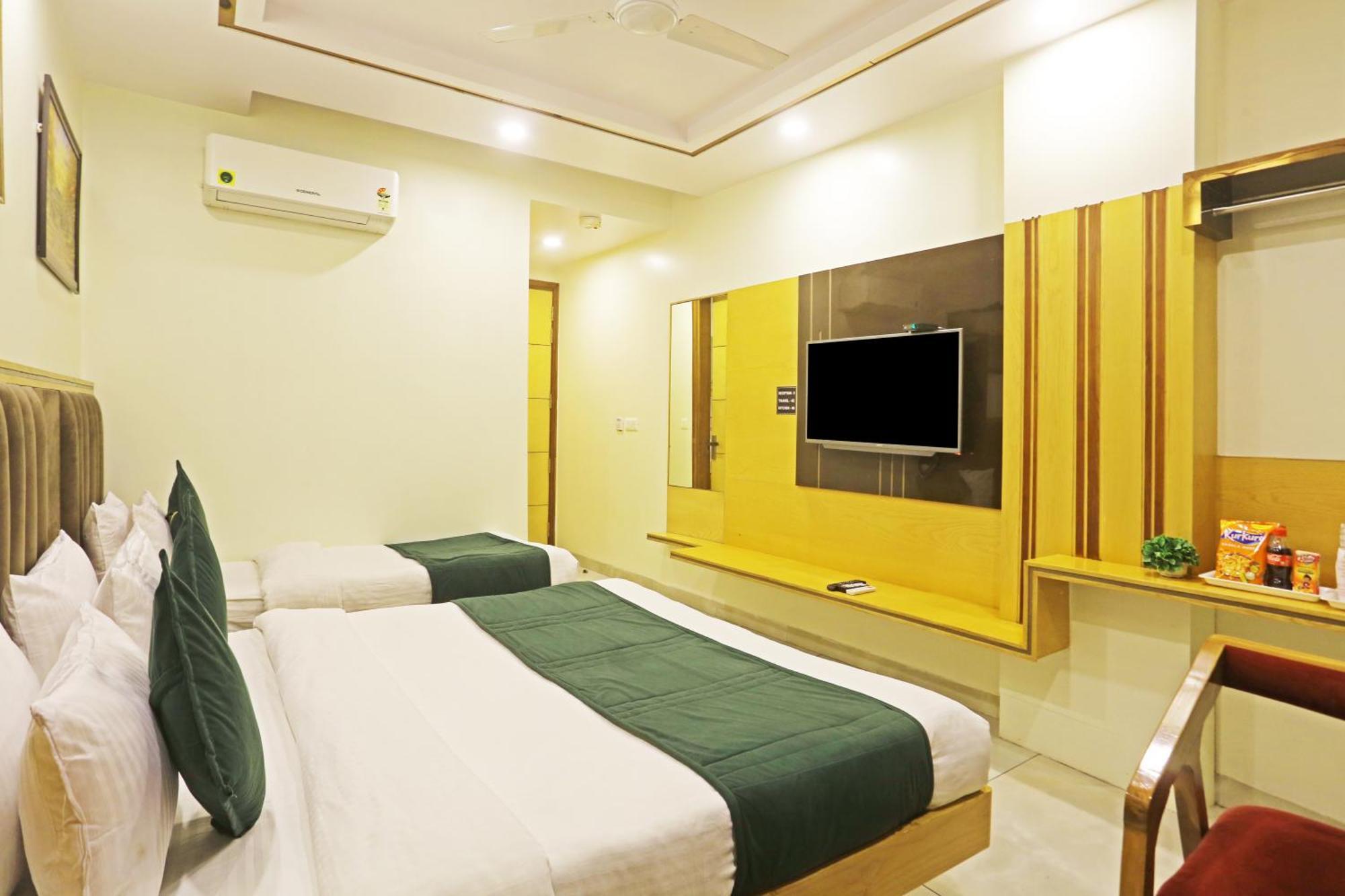 Hotel Aman Imperial Just A Minute Away From New Delhi Railway Station And Connaught Place Bagian luar foto