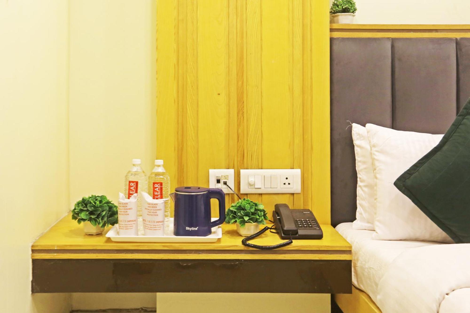 Hotel Aman Imperial Just A Minute Away From New Delhi Railway Station And Connaught Place Bagian luar foto