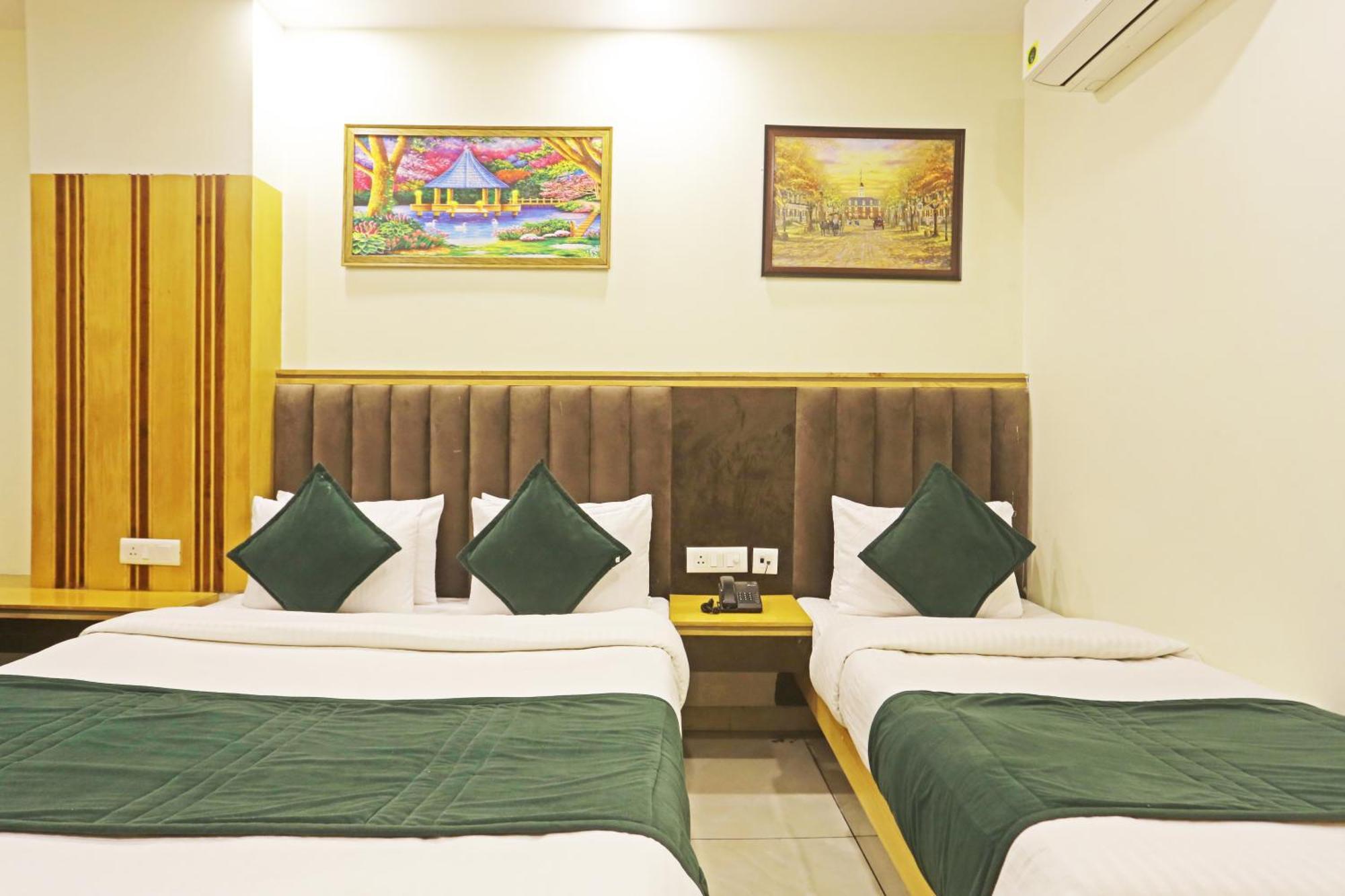 Hotel Aman Imperial Just A Minute Away From New Delhi Railway Station And Connaught Place Bagian luar foto