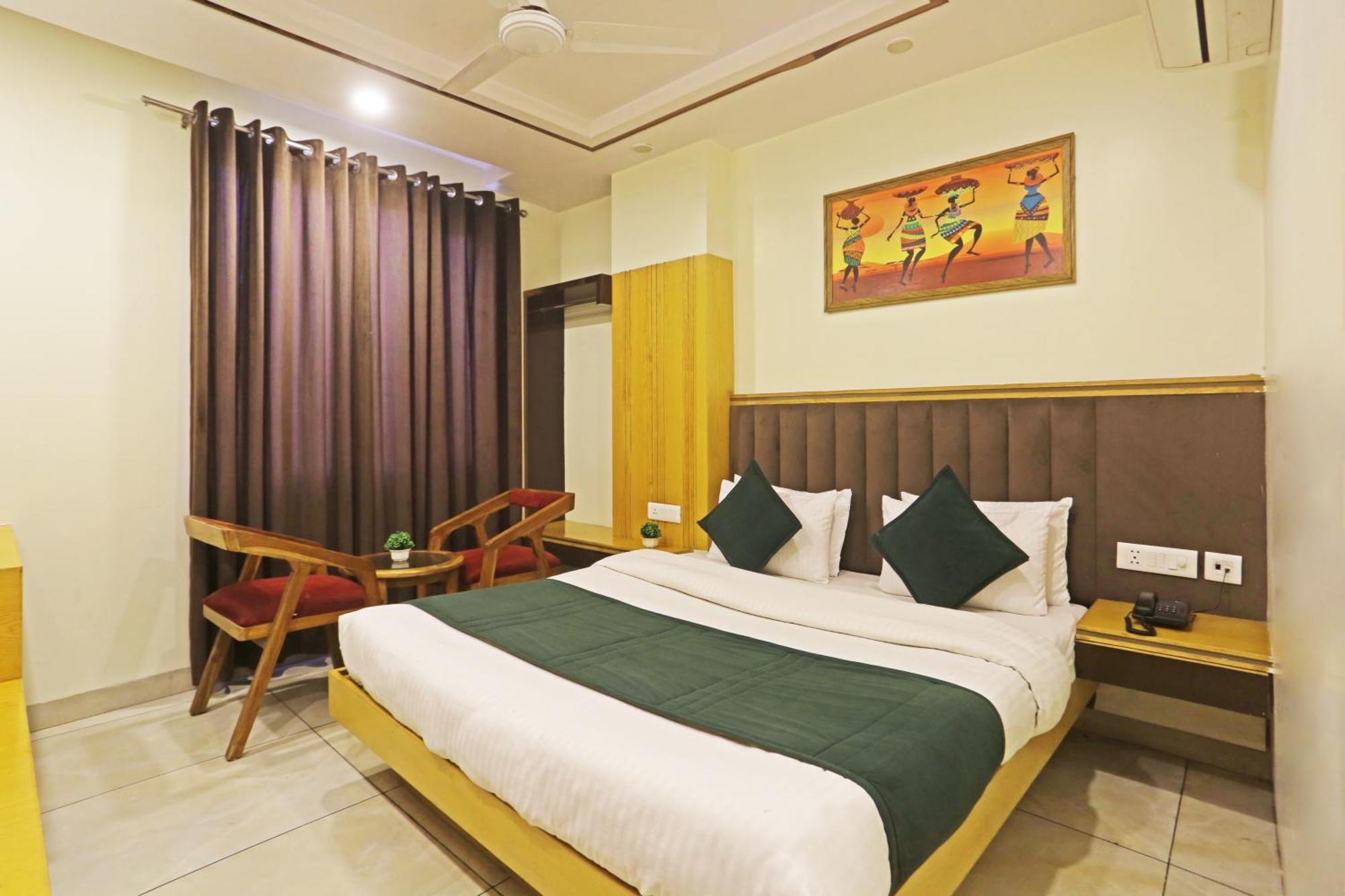 Hotel Aman Imperial Just A Minute Away From New Delhi Railway Station And Connaught Place Bagian luar foto