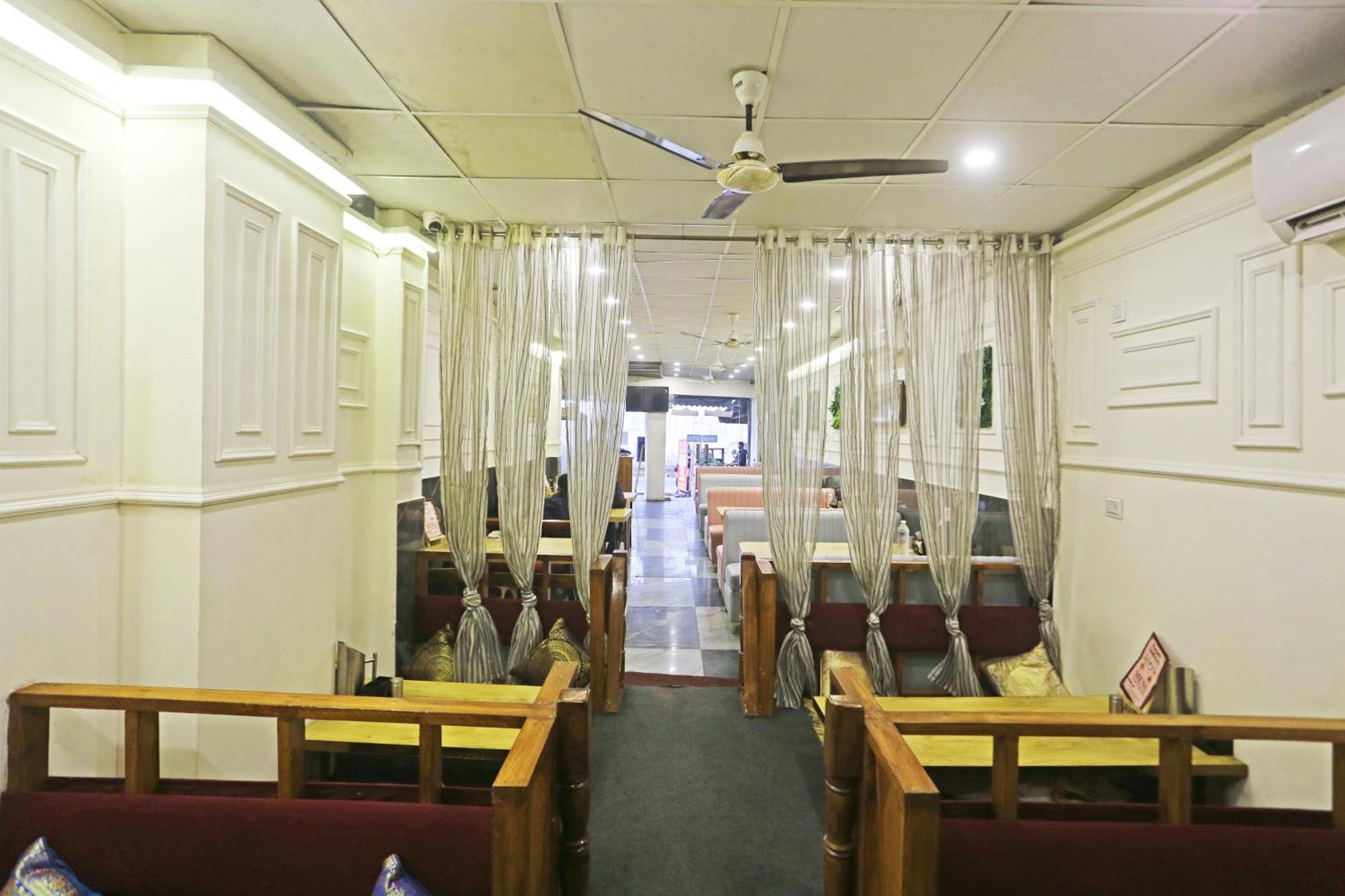 Hotel Aman Imperial Just A Minute Away From New Delhi Railway Station And Connaught Place Bagian luar foto