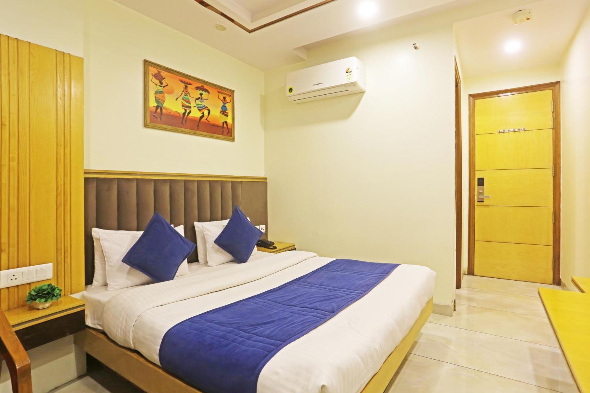 Hotel Aman Imperial Just A Minute Away From New Delhi Railway Station And Connaught Place Bagian luar foto