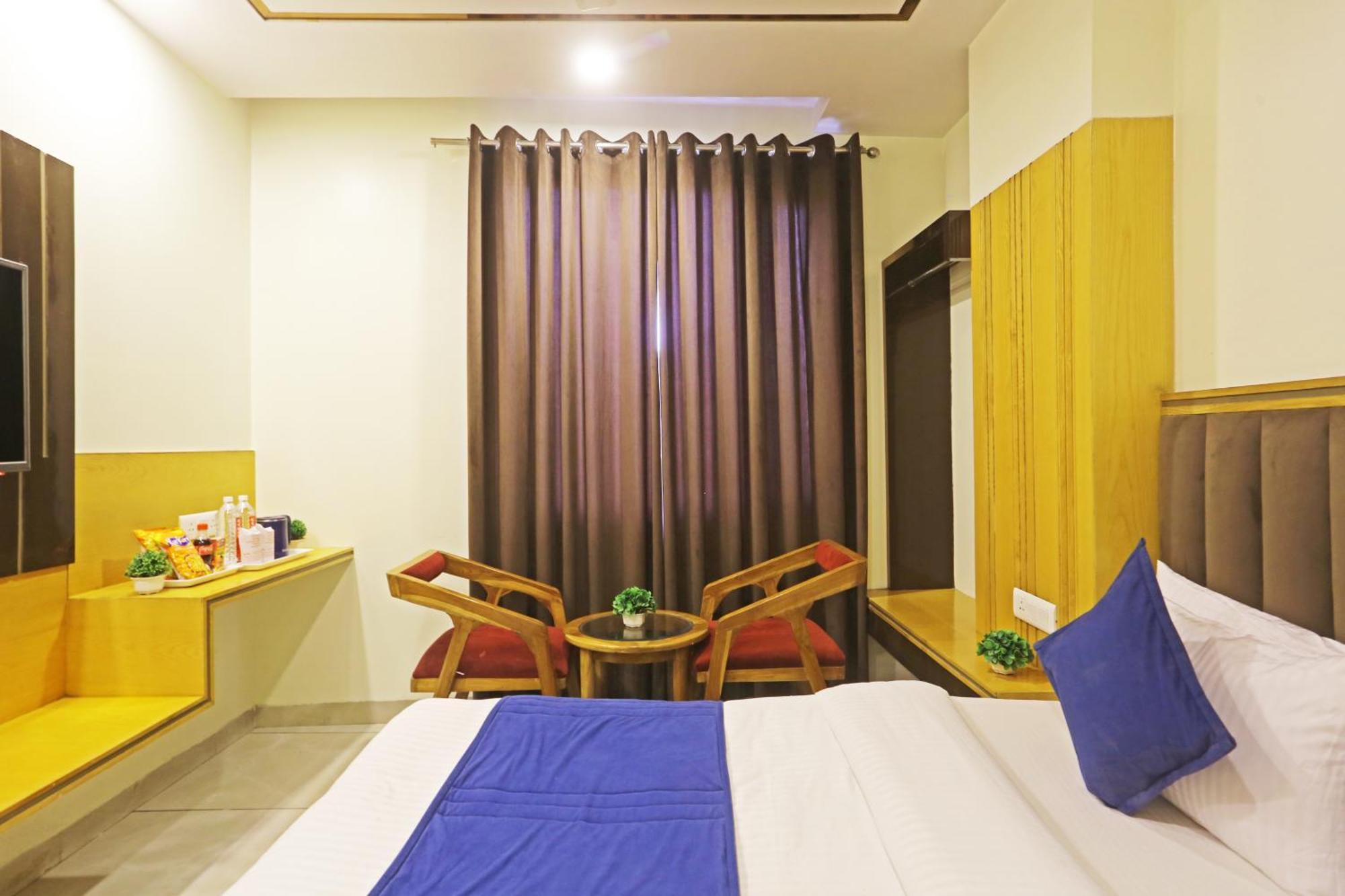 Hotel Aman Imperial Just A Minute Away From New Delhi Railway Station And Connaught Place Bagian luar foto