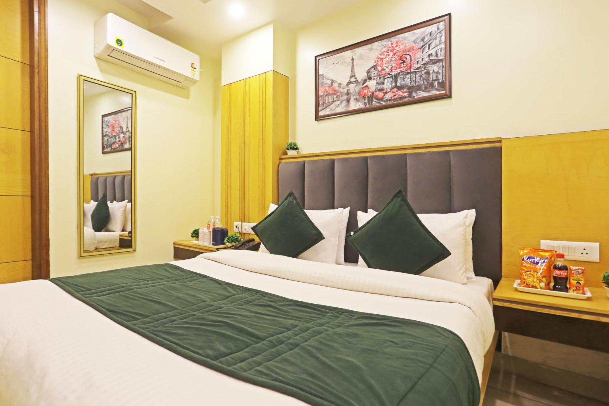 Hotel Aman Imperial Just A Minute Away From New Delhi Railway Station And Connaught Place Bagian luar foto