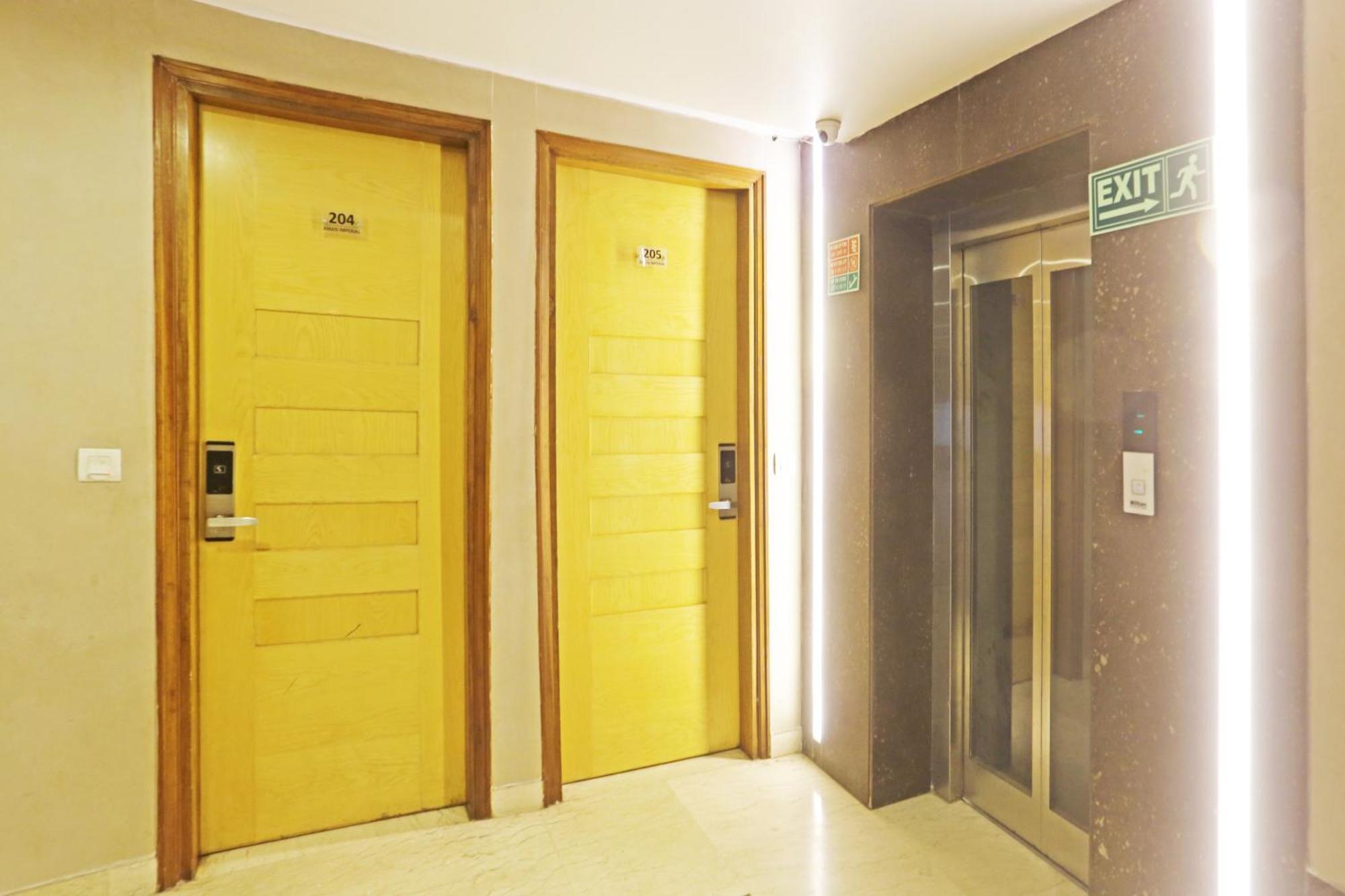 Hotel Aman Imperial Just A Minute Away From New Delhi Railway Station And Connaught Place Bagian luar foto
