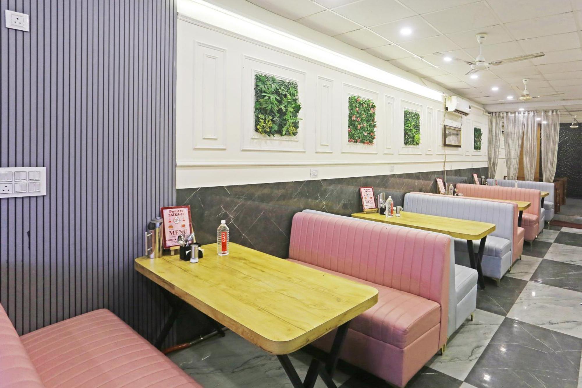 Hotel Aman Imperial Just A Minute Away From New Delhi Railway Station And Connaught Place Bagian luar foto