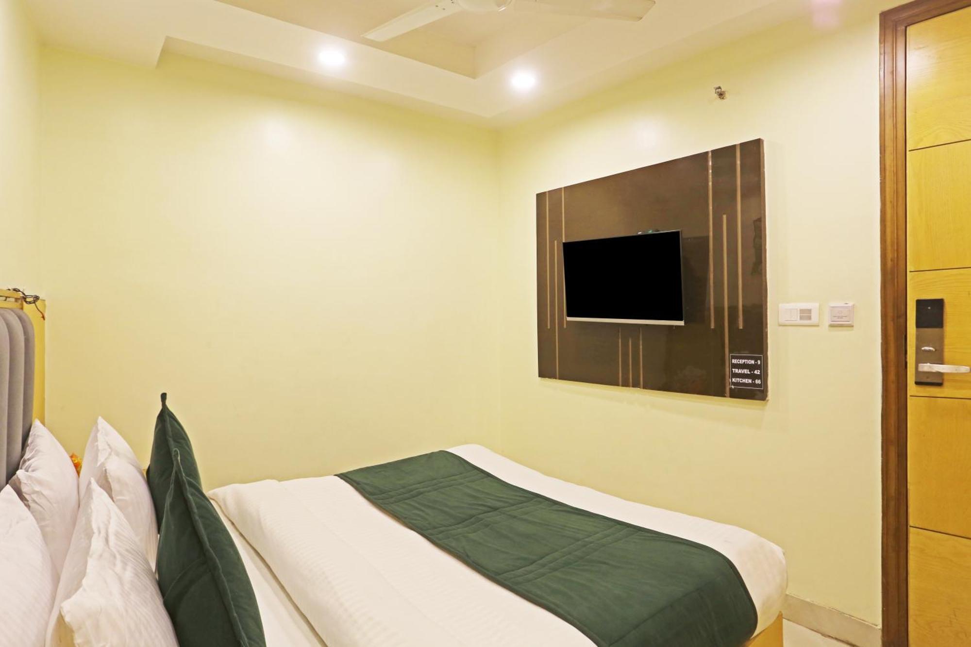 Hotel Aman Imperial Just A Minute Away From New Delhi Railway Station And Connaught Place Bagian luar foto
