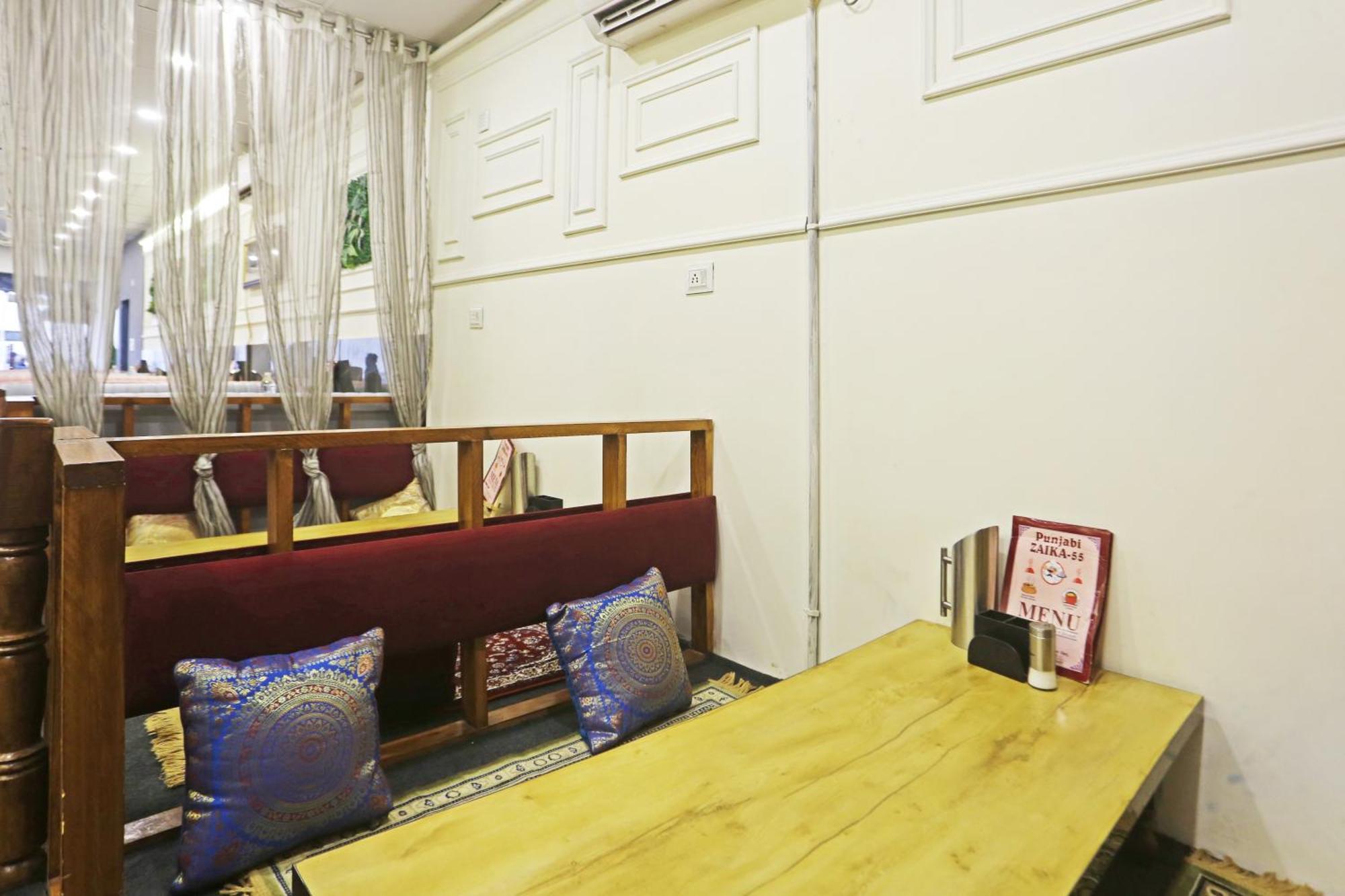 Hotel Aman Imperial Just A Minute Away From New Delhi Railway Station And Connaught Place Bagian luar foto